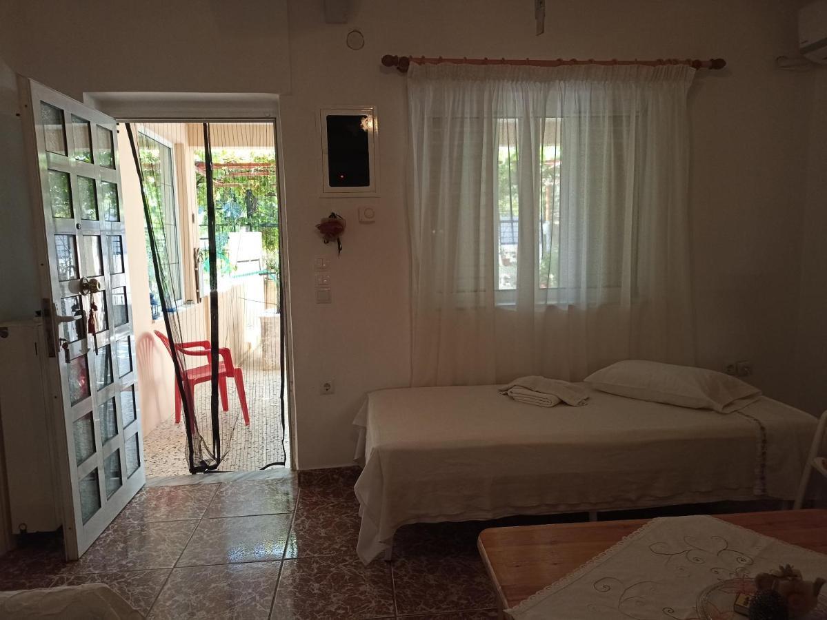 Lena'S Sweet Home Artemida  Exterior foto
