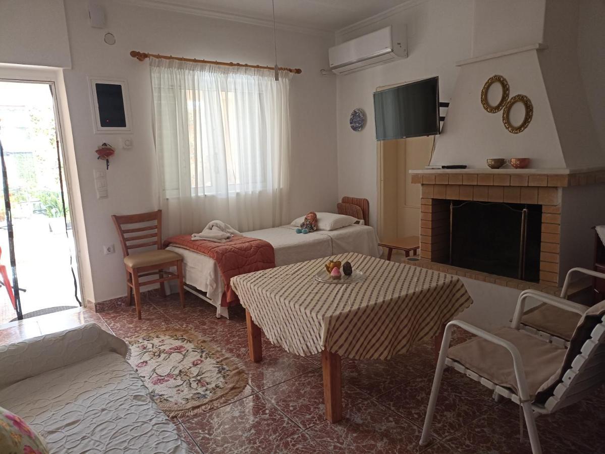 Lena'S Sweet Home Artemida  Exterior foto